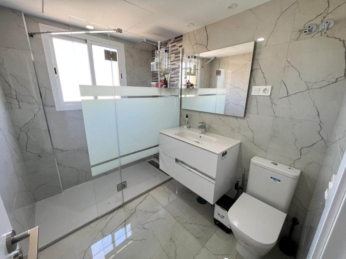 Luxury Three Bedroom Apartment At Estepona Bagian luar foto