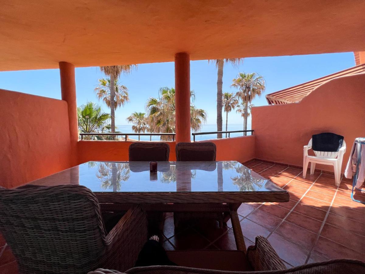 Luxury Three Bedroom Apartment At Estepona Bagian luar foto