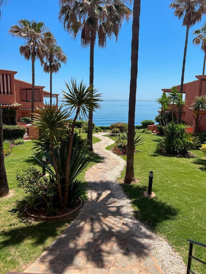 Luxury Three Bedroom Apartment At Estepona Bagian luar foto